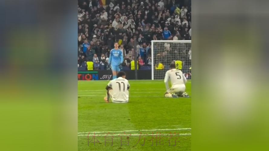 记者:皇马更衣室保持团结 屏蔽外界的噪音 记者:皇马更衣室保持团结 屏蔽外界的噪音